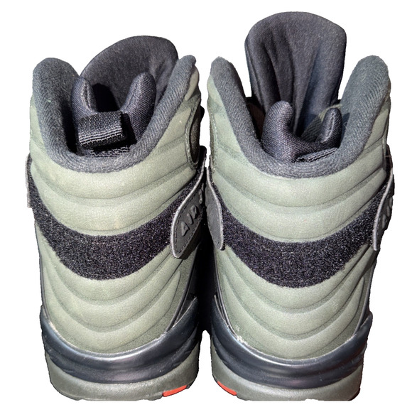 Nike Air Jordan 8 Retro Take Flight Sneakers 12 main image 9